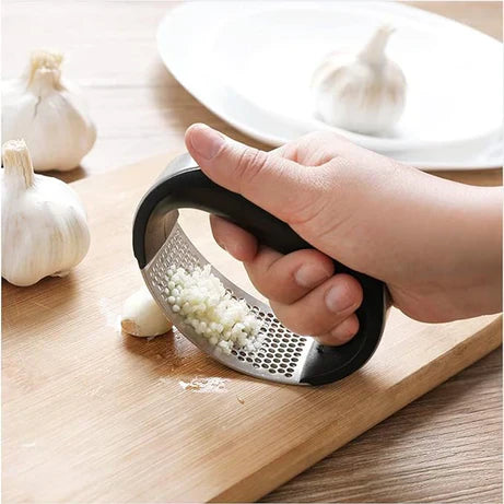 ( Buy 1 Get 1 Free ) Manual Garlic Chopper Stainless Steel Garlic Press For Kitchen